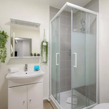 Beautiful And Modern For 2 Near Bastille Parigi